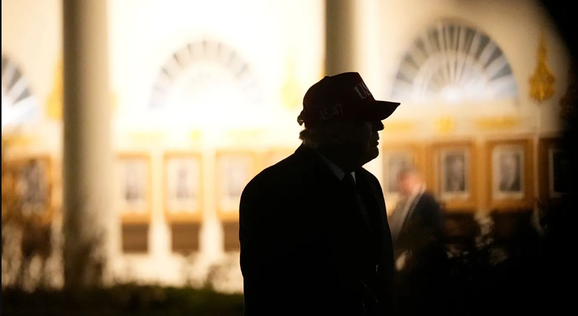 الرئيس الأمريكي - دونالد ترامب