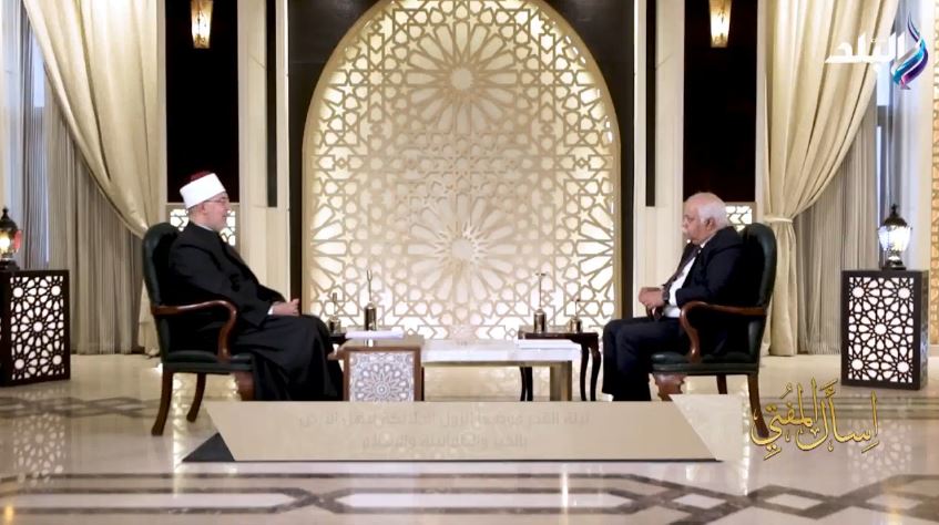 الدكتور نظير عياد