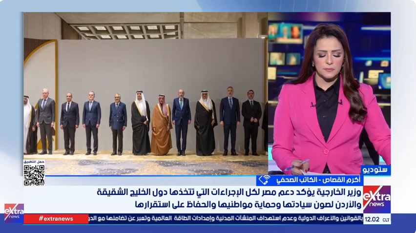 الكاتب أكرم القصاص