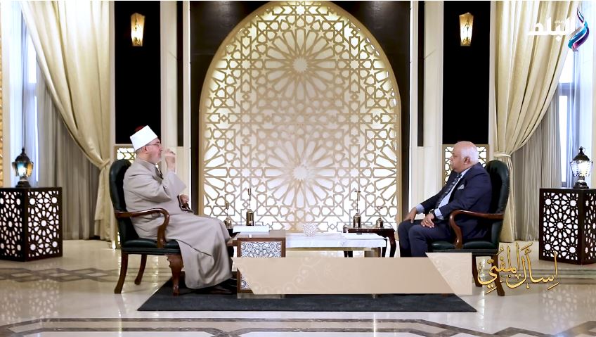 الدكتور نظير عياد