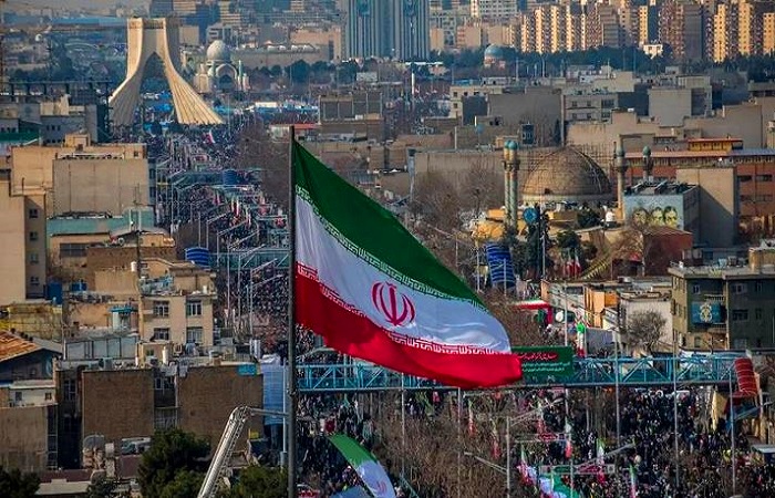 إيران واستراتيجية 