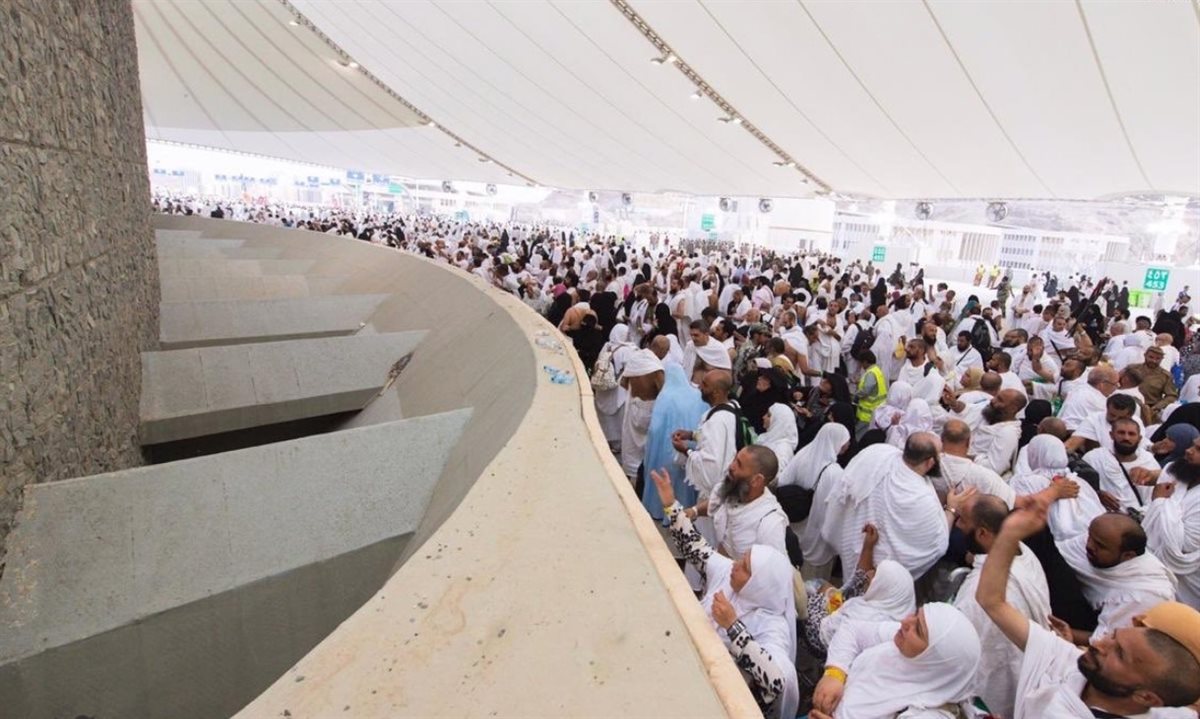 رمي الجمرات في الحج