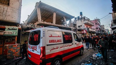 الهلال الأحمر الفلسطيني: استمرار العمل في غزة رغم نقص الإمكانات| فيديو