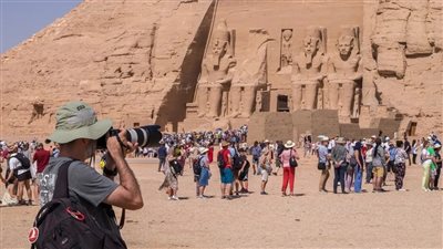الشريف: مصر تستقبل 19.6 مليون سائح خلال عام 2025 | فيديو
