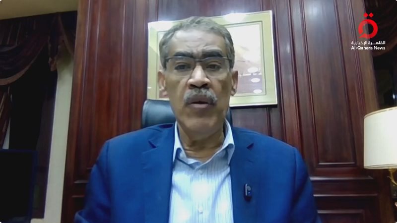 الكاتب ضياء رشوان