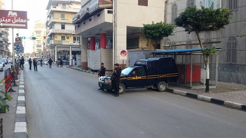 الشوارع المحيطة بالكنائس