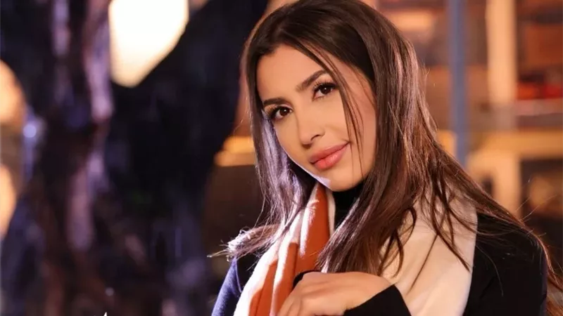 الفنانة جنات