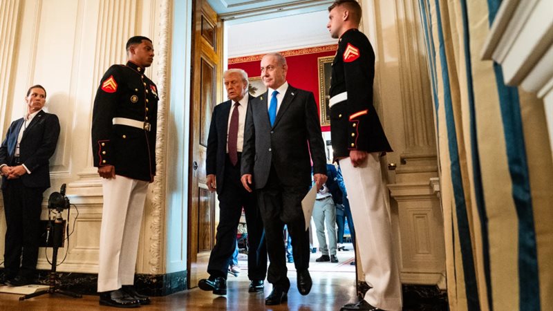 ترامب ونتنياهو يتحدثان