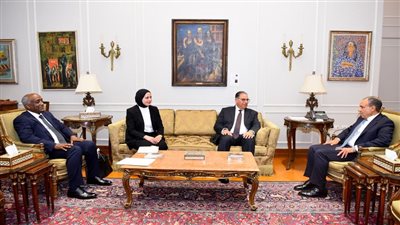 الديهي: مصر تعزز دورها الدولي بتعيين نواب الخارجية الجدد| فيديو 