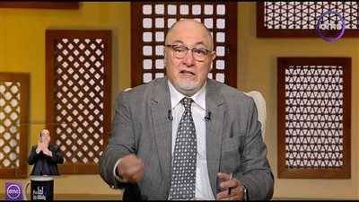 خالد الجندي يوضح المعنى الحقيقي للصدقة وأثرها النفسي| فيديو