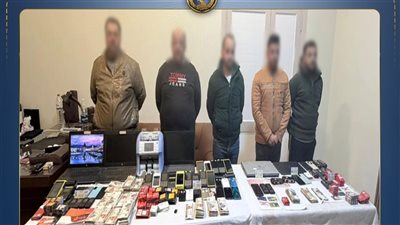 الداخلية تعلن تفكيك شبكة للنصب علي المواطنين عبر المنصات الرقمية 