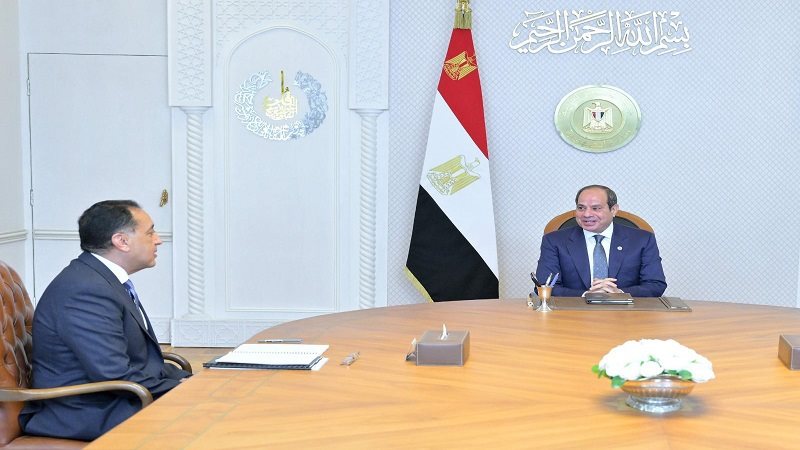 الرئيس السيسي - مصطفى