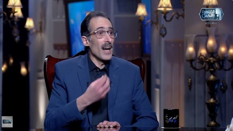 الكاتب مجدي الجلاد