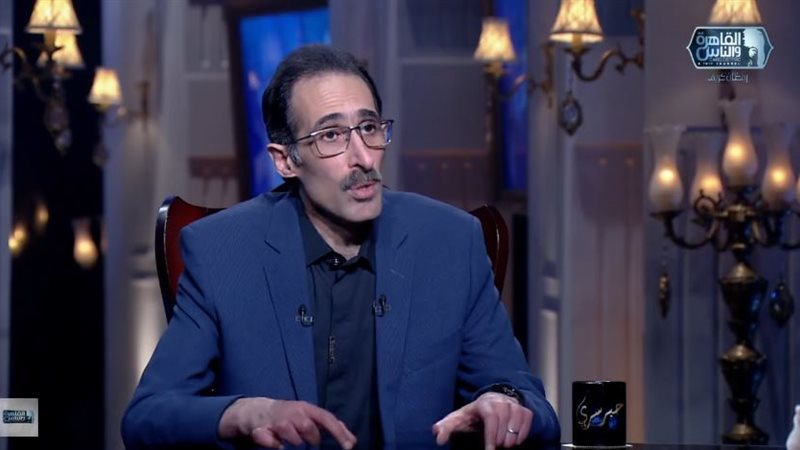 الكاتب مجدي الجلاد