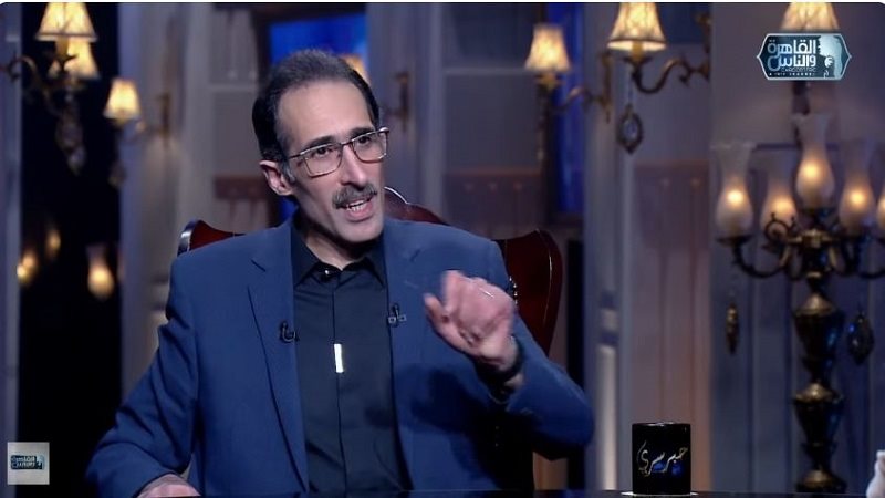 الكاتب مجدي الجلاد