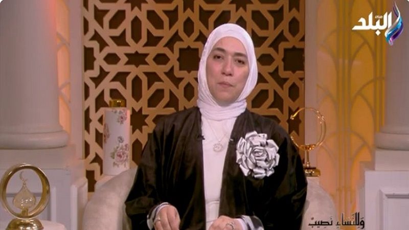 الدكتور دينا أبو