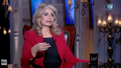 «أدين بكل نجاحي».. سوسن بدر تكشف تأثير عادل إمام ونور الشريف|فيديو