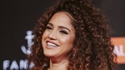 القبض على شقيق الفنانة رنا الرئيس بحوزته سلاح أبيض وقطعتين حشيش