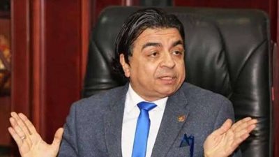 جمال شعبان: الشعور بدقات القلب قد يكون مؤشرًا لخلل في كهرباء القلب