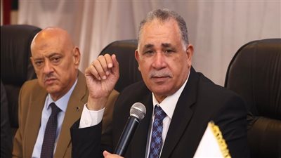 نقيب المحامين يقرر صرف 500 جنيه منحة استثنائية  بمناسبة عيد الفطر المبارك