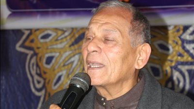 محمد أنور السادات يشارك في تكريم حفظة القرآن الكريم بمشروع 