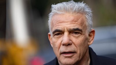 بسبب «وحدة الأمن العام 730» الإعلام العبري يشن الحرب على يائير لابيد