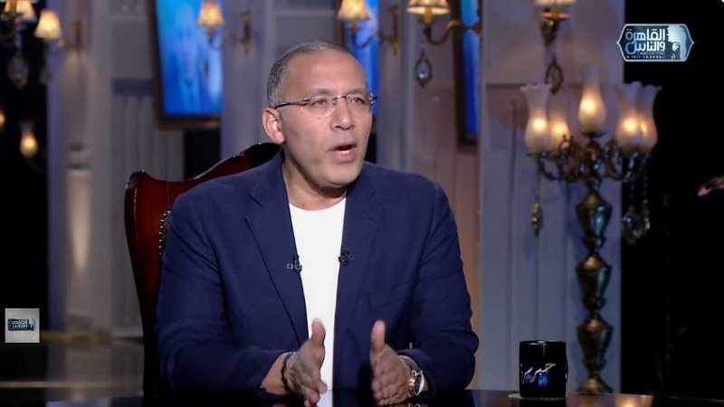 الكاتب الصحفي خالد