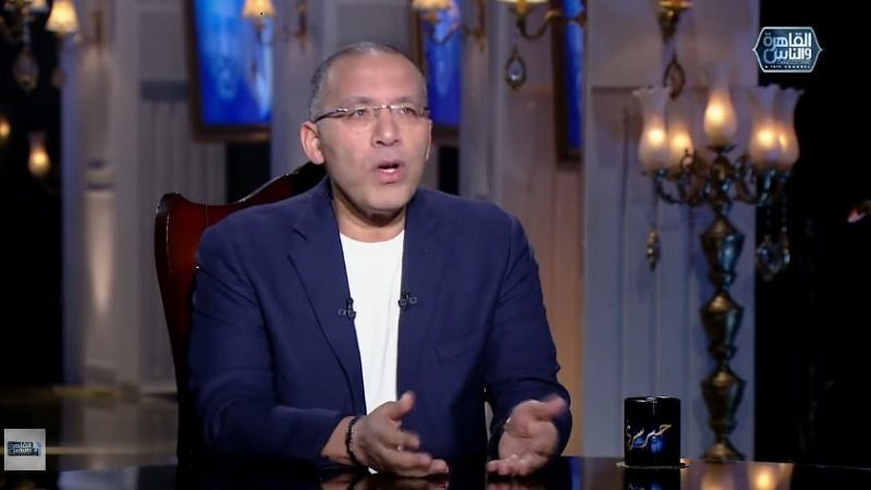 الكاتب الصحفي خالد