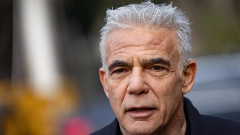  الإعلام العبري يشن