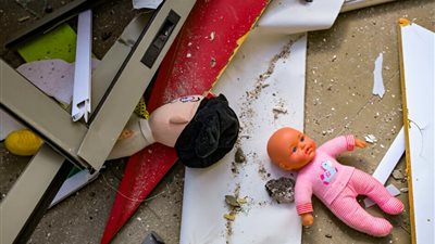 «الصواريخ العنقودية» الإيرانية تضرب 20 موقعًا في مدينة ديمونا الإسرائيلية