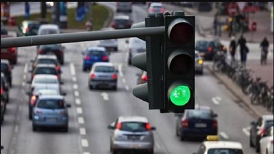 في عيد الفطر.. تفاصيل الحالة المرورية والخدمات بالقاهرة الكبرى|فيديو