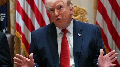 ترامب: الاستخبارات المركزية أبلغتني بأن مجتبى خامنئي «مثلي الجنس»