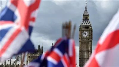 وزيرة الخارجية البريطانية تحذر إسرائيل من تصعيد الصراع على الحدود اللبنانية