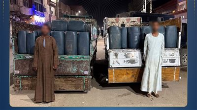 ضبط شخصين حجب المواد البترولية لبيعها بالسوق السوداء 