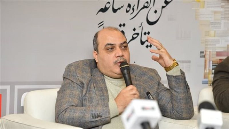  الدكتور محمد الباز