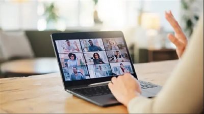 «في أول أيام تطبيقه».. لماذا لجأت الدولة لعمل الموظفين «أونلاين»؟|فيديو