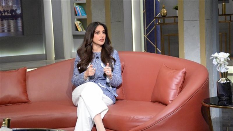 الفنانة درة