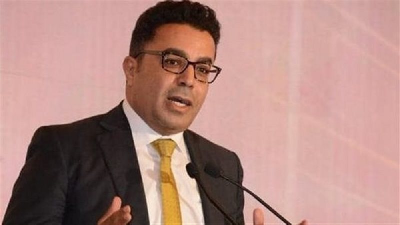 الدكتور باسل عادل