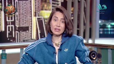 بسمة وهبة تشيد بسائقها: «ماسابش الدركسيون لحظة»|فيديو