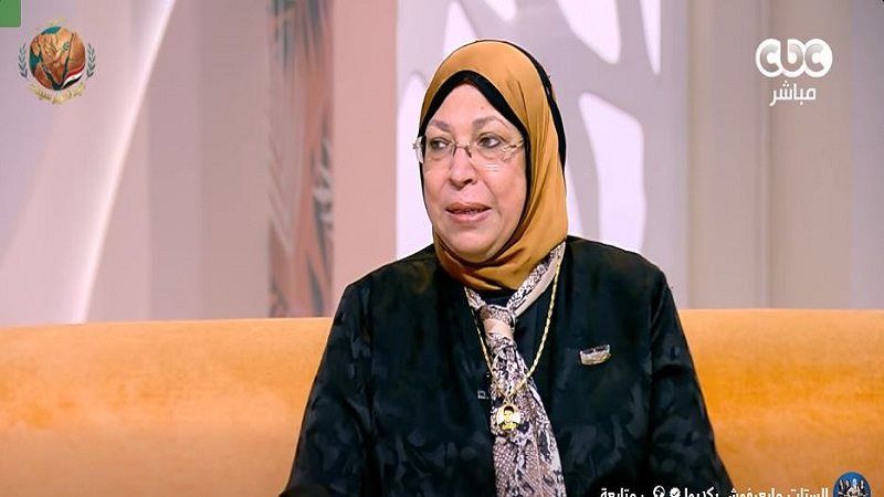 الدكتورة نيفين مختار