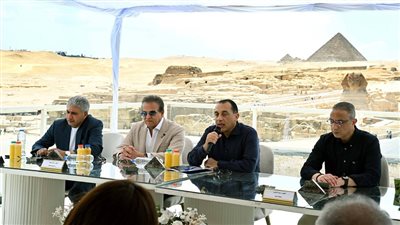 مدبولي مهنئًا الرئيس السيسي والمصريين بعيد الأضحى: «مصر مكملة في البناء»|فيديو