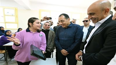 من 100 طالب لـ40 بس.. التعليم: إنجاز جديد في الكثافات الطلابية|فيديو