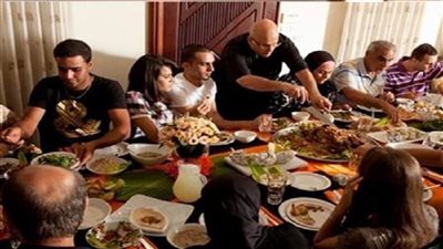 استشاري تغذية: الفتة عادة العيد الأساسية بس الإفراط هو الخطر|فيديو