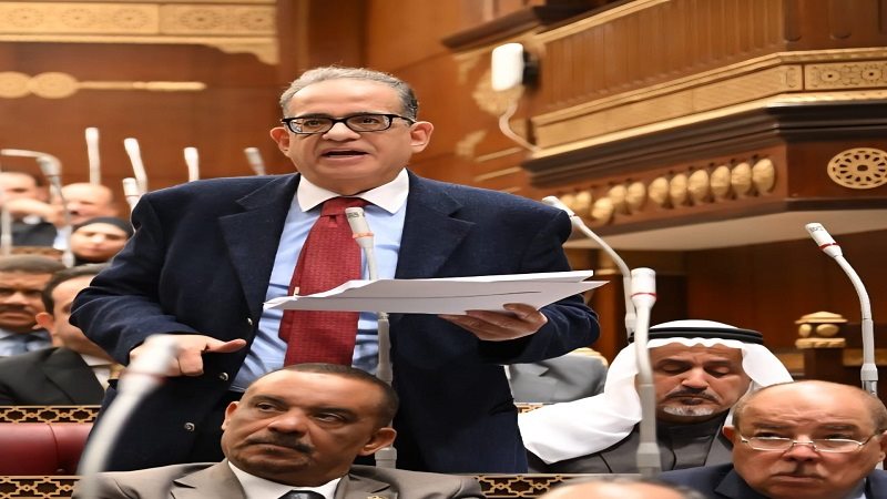 النائب طارق عبد العزيز