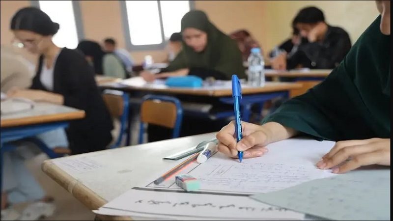 الامتحانات