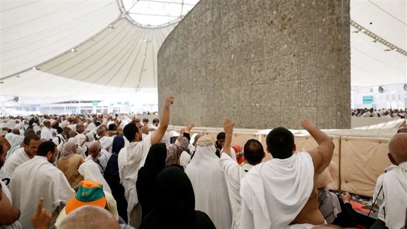 رمي الجمرات في الحج