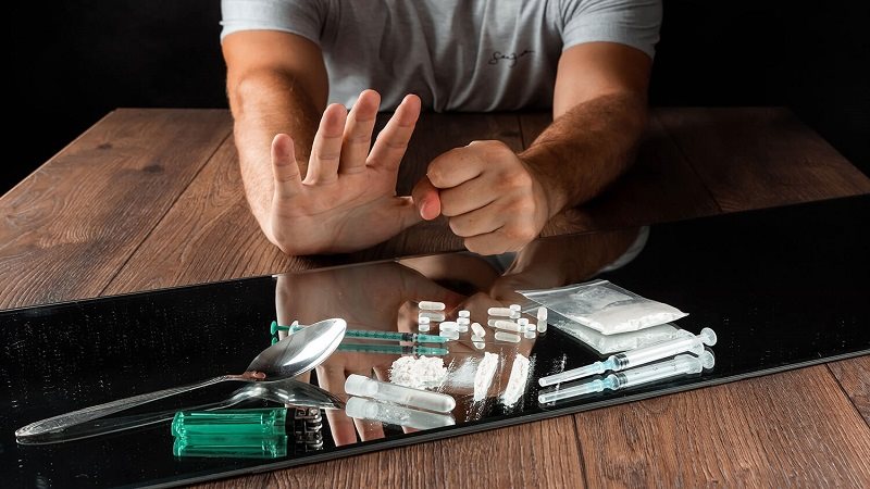 الإدمان والتعاطى