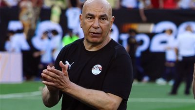 الحديدي: زيكو كافأ حسام حسن.. ووليد صلاح الدين تحمل مسؤوليات ثقيلة بالأهلي