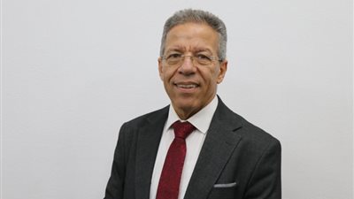 نقيب الأطباء: كرامة المريض خط أحمر ولن نتستر على أي تجاوزات
