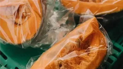 باحثون يابانيون يطورون تغليفًا غذائيُا مستدامُا من قشور اليقطين